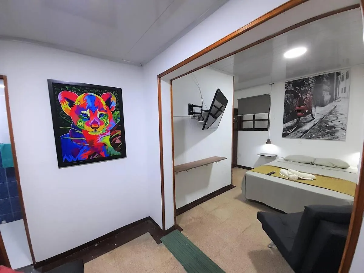 Hotel Gran Apartaestudio En Boston - Medellín